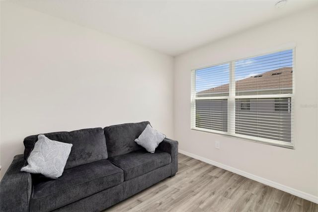 6593 SERENITY FALLS LN, Sarasota, FL 34240