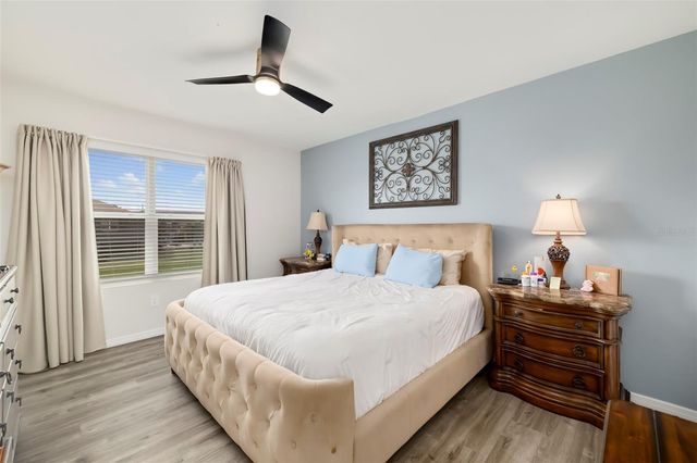 6593 SERENITY FALLS LN, Sarasota, FL 34240