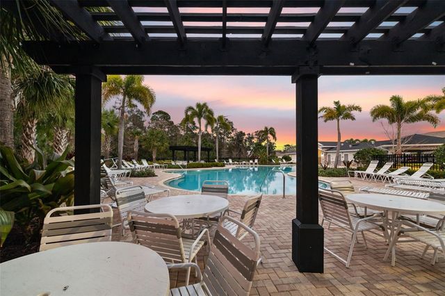 6593 SERENITY FALLS LN, Sarasota, FL 34240