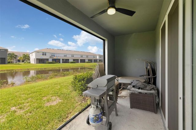 6593 SERENITY FALLS LN, Sarasota, FL 34240