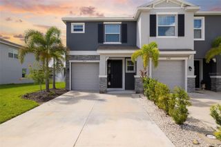 6593 SERENITY FALLS LN, Sarasota, FL 34240