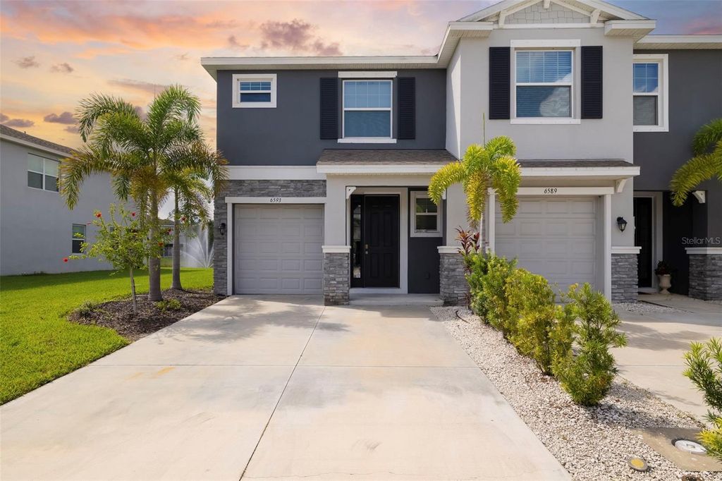 6593 SERENITY FALLS LN, Sarasota, FL 34240