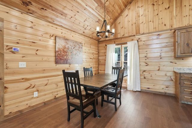 175 Stuart Drive, Mineral Bluff, GA 30559
