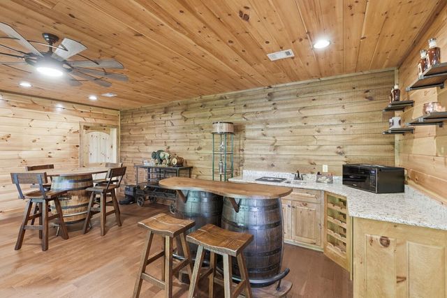 175 Stuart Drive, Mineral Bluff, GA 30559