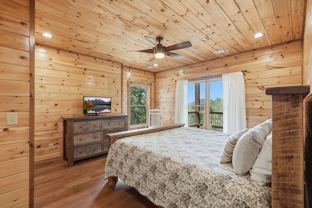 175 Stuart Drive, Mineral Bluff, GA 30559
