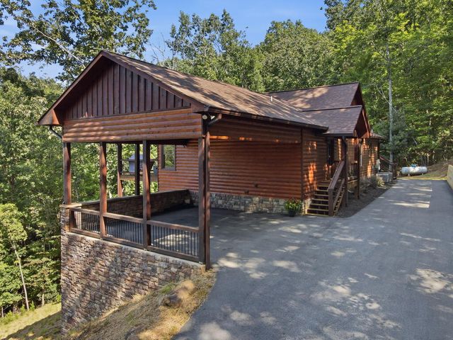 175 Stuart Drive, Mineral Bluff, GA 30559