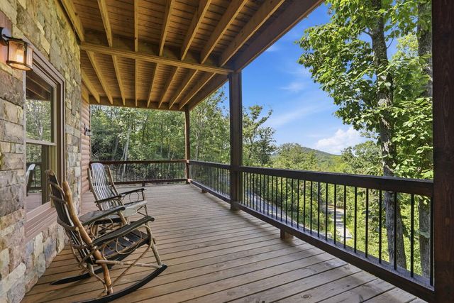 175 Stuart Drive, Mineral Bluff, GA 30559