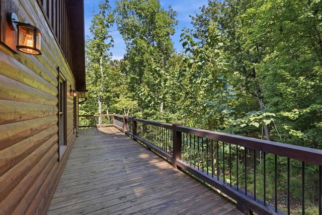 175 Stuart Drive, Mineral Bluff, GA 30559