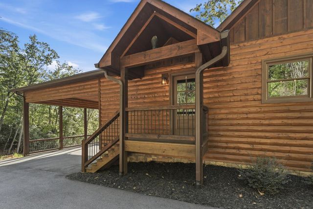 175 Stuart Drive, Mineral Bluff, GA 30559