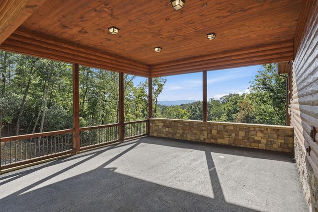 175 Stuart Drive, Mineral Bluff, GA 30559