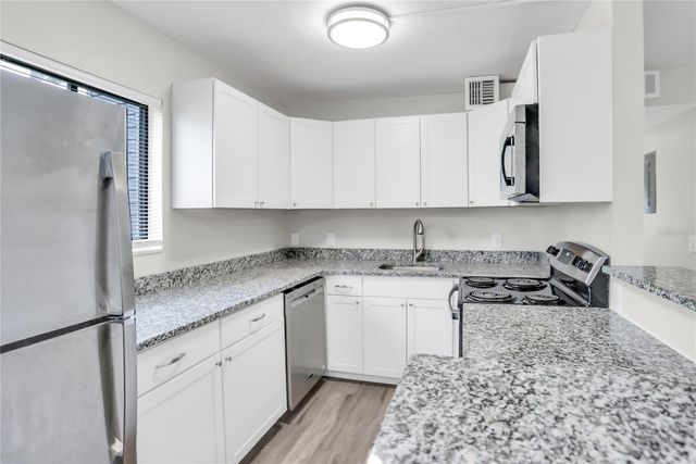 2451 OAK PARK WAY 120, Orlando, FL 32822
