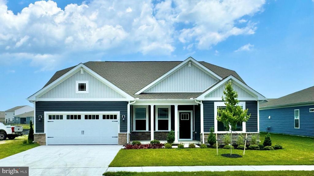 82 W SARAH SIDE DR, Harrington, DE 19952