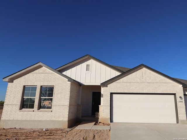 17442 Buffalo Grass Lane, Elmendorf, TX 78112