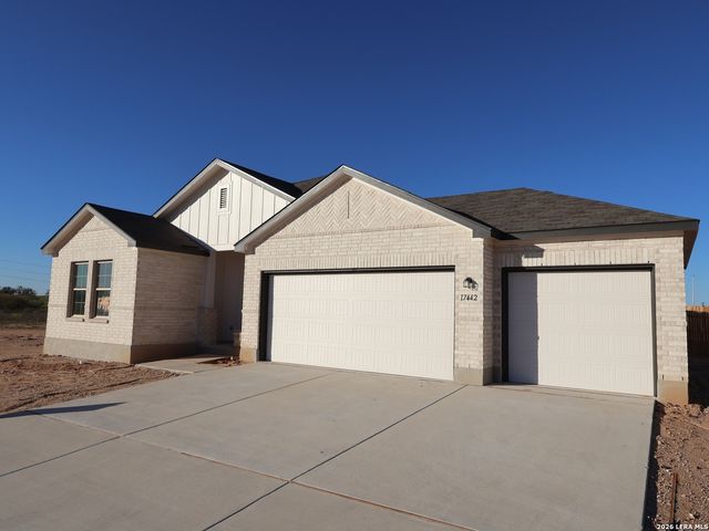 17442 Buffalo Grass Lane, Elmendorf, TX 78112