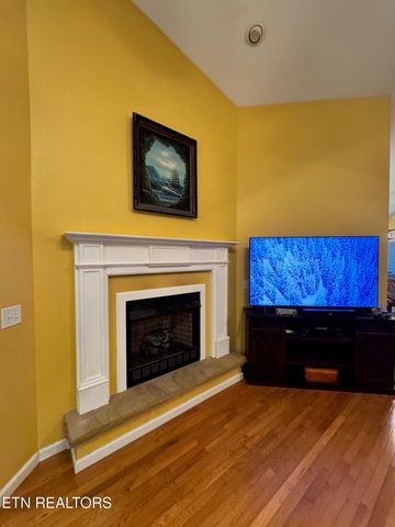 1044 Ackia Drive, Crossville, TN 38572