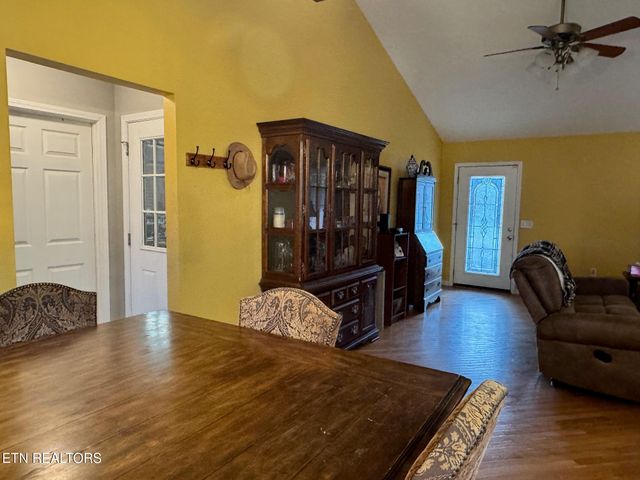 1044 Ackia Drive, Crossville, TN 38572