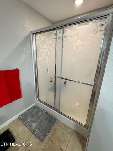 1044 Ackia Drive, Crossville, TN 38572