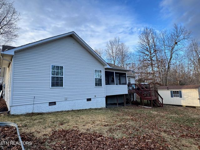 1044 Ackia Drive, Crossville, TN 38572