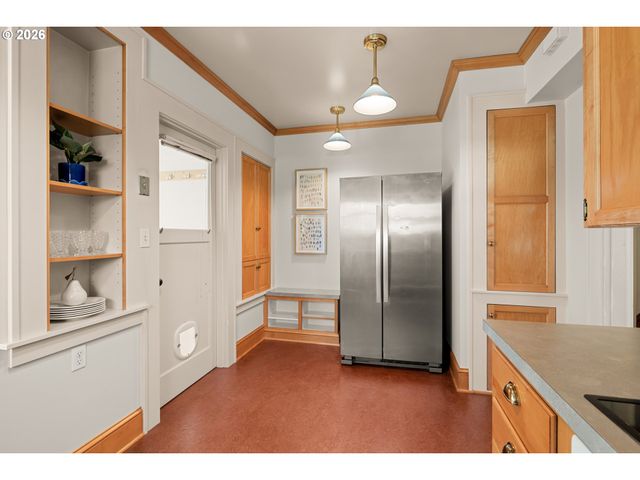 3444 Ne 16TH Ave, Portland, OR 97212