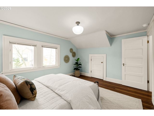 3444 Ne 16TH Ave, Portland, OR 97212