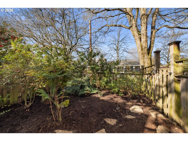 3444 Ne 16TH Ave, Portland, OR 97212