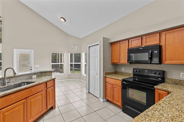 4201 LAVENDER WAY, St Cloud, FL 34772