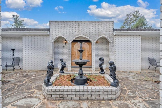 200 Bonbrook Mill RD, Rocky Mount, VA 24151