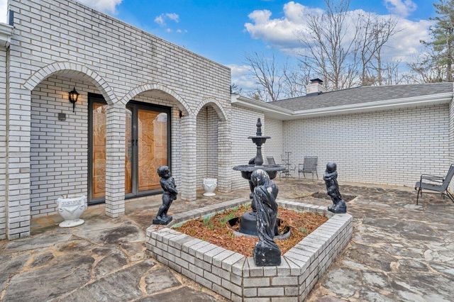 200 Bonbrook Mill RD, Rocky Mount, VA 24151