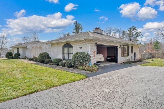 200 Bonbrook Mill RD, Rocky Mount, VA 24151