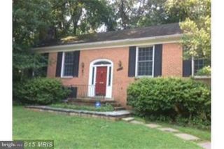 7510 CAYUGA AVE, Bethesda, MD 20817