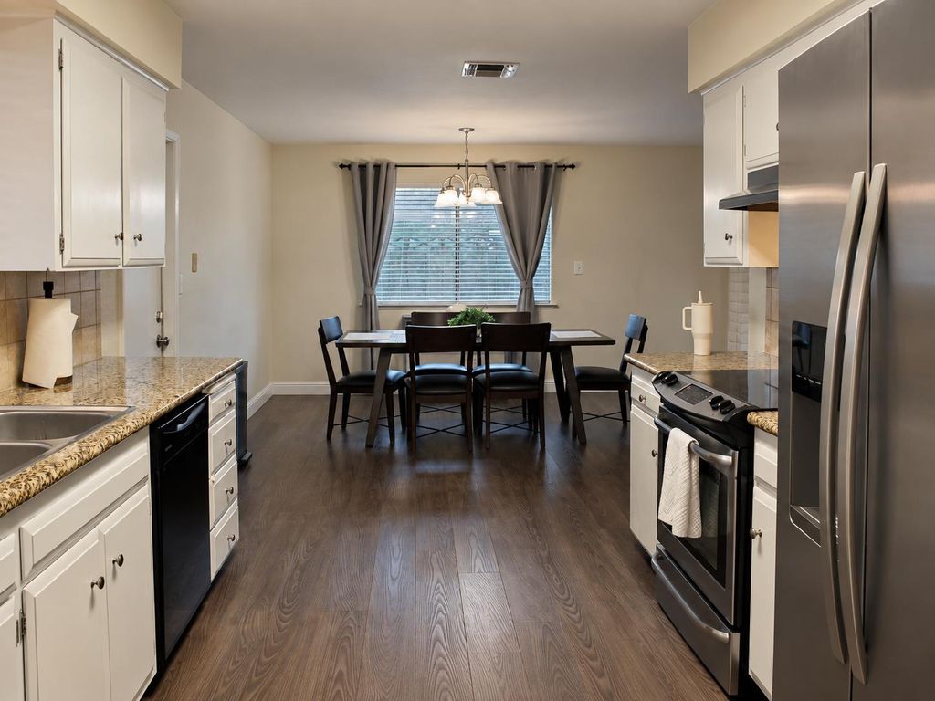 Image 5 of property listing at 2139 Hicks Street, Selma, CA 93662