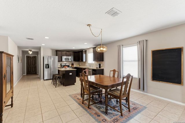 24266 Invitation Oak, San Antonio, TX 78261