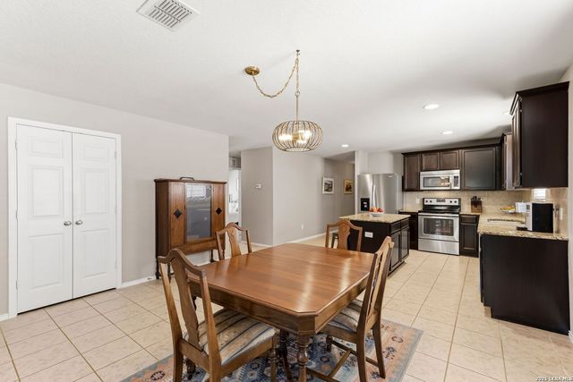 24266 Invitation Oak, San Antonio, TX 78261