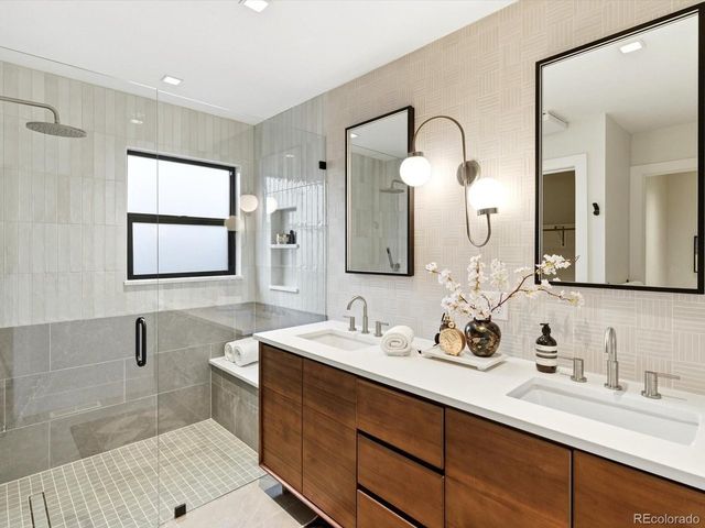 270 S Krameria St, Denver, CO 80224