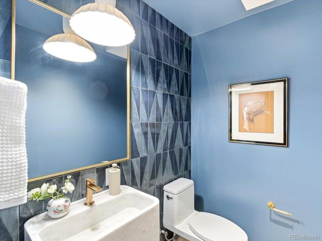 270 S Krameria St, Denver, CO 80224