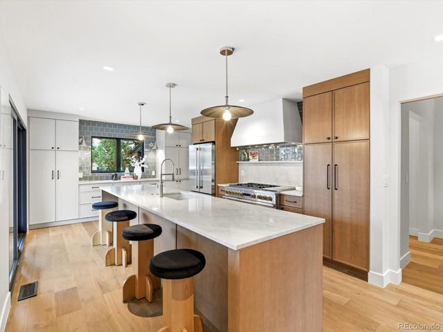 270 S Krameria St, Denver, CO 80224