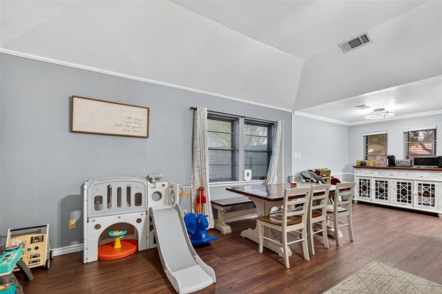 11731 Alamo Drive, La Porte, TX 77571