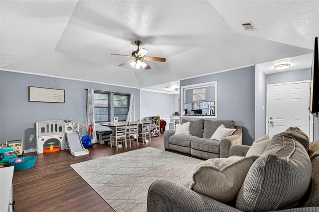 11731 Alamo Drive, La Porte, TX 77571