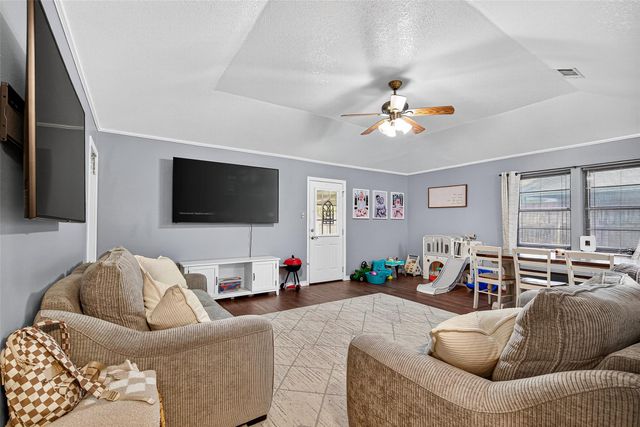11731 Alamo Drive, La Porte, TX 77571