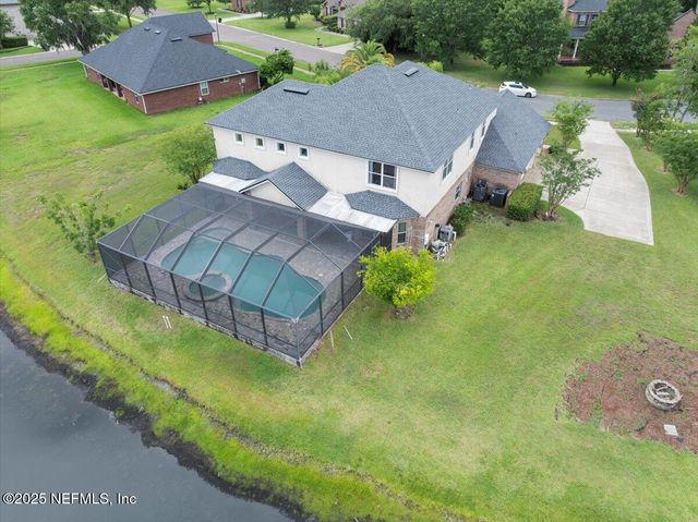 1127 EMILYS WALK Lane W, Jacksonville, FL 32221