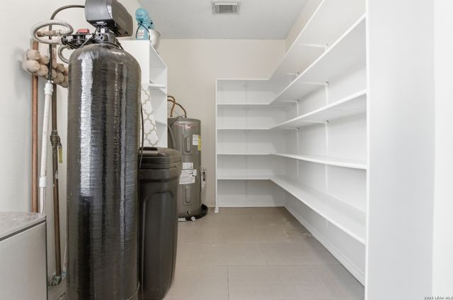 6339 Higbee Mill, San Antonio, TX 78247