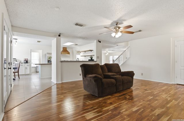 6339 Higbee Mill, San Antonio, TX 78247