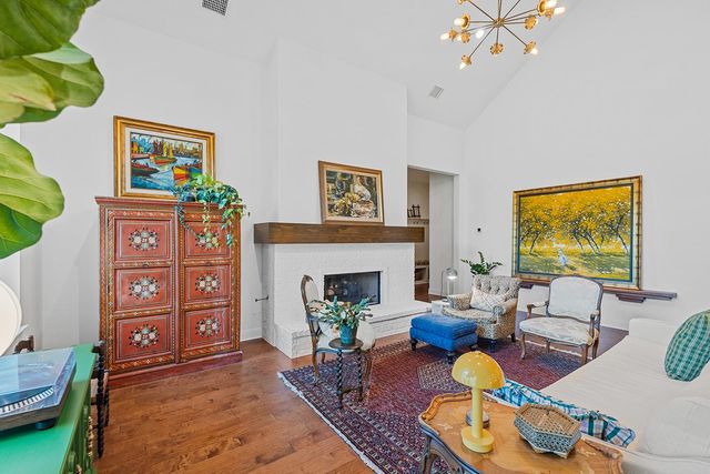 129 Hollytree CT, Georgetown, TX 78628
