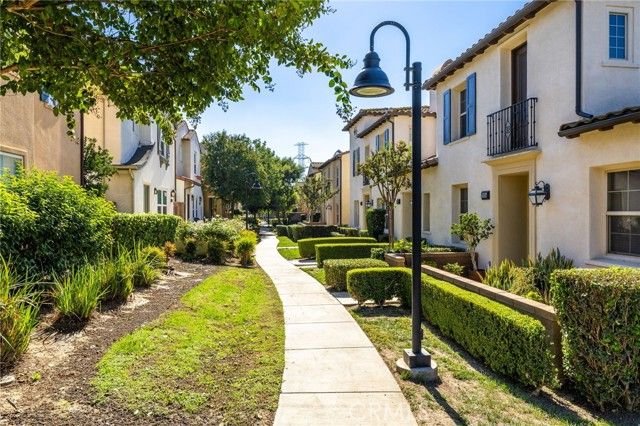 3203 S Edenglen Paseo B, Ontario, CA 91761