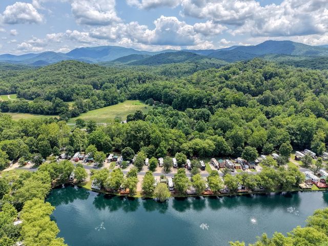 257 Vista Circle, Blairsville, GA 30512