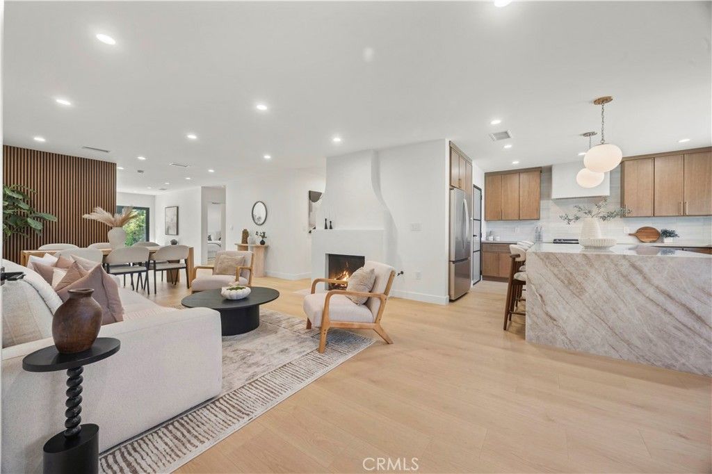 5747 Bevis Avenue, Sherman Oaks, CA 91411 — exterior