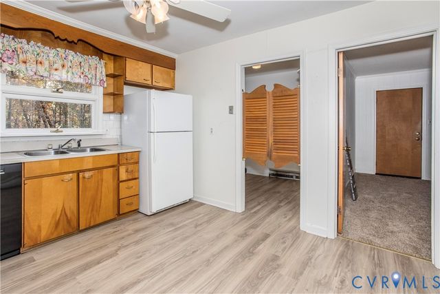 3408 N Radford Dr, Hopewell, VA 23860