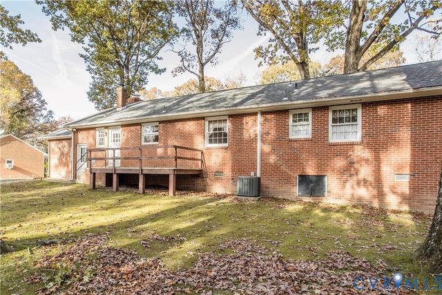 3408 N Radford Dr, Hopewell, VA 23860
