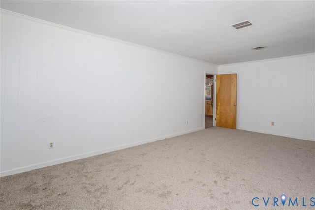 3408 N Radford Dr, Hopewell, VA 23860