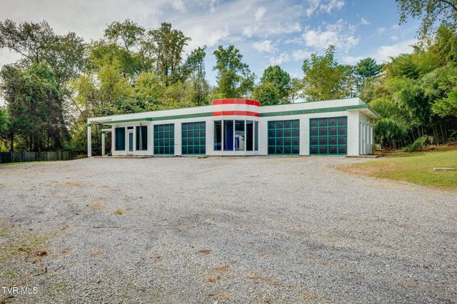 16038 Lee Highway, Bristol, VA 24202